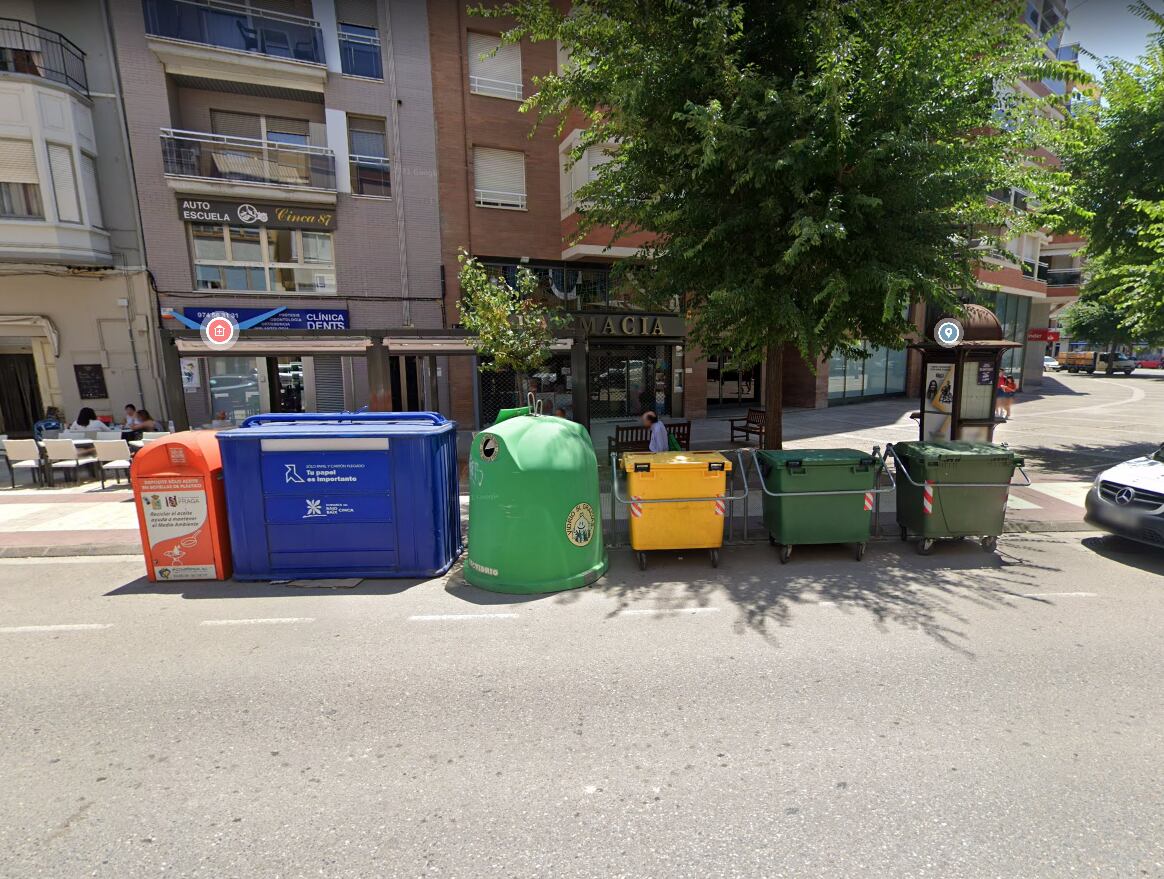 Contenedores de reciclaje en Fraga