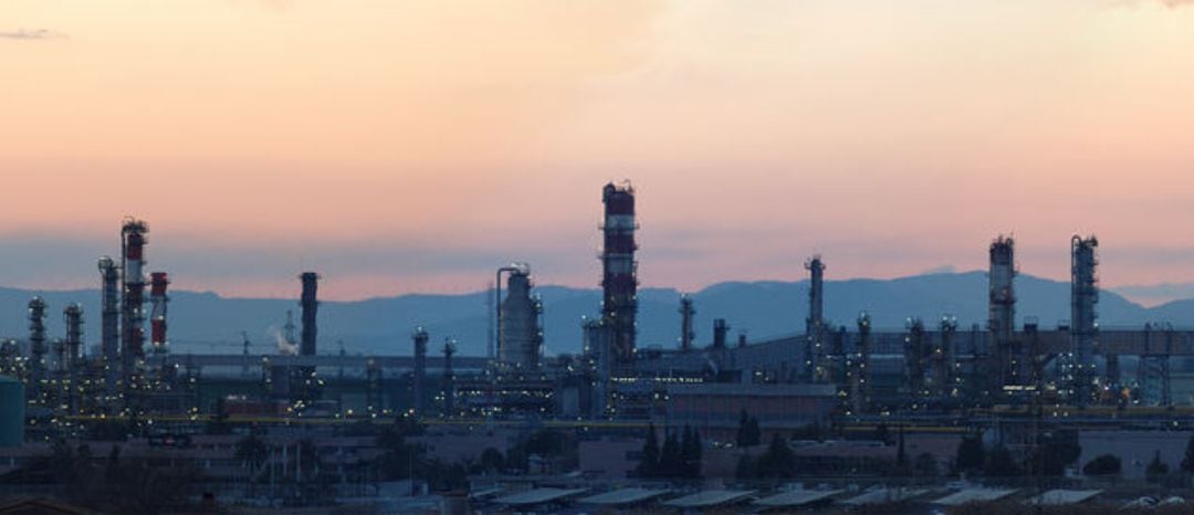 Refinería de Repsol en La Pobla (Tarragona).  