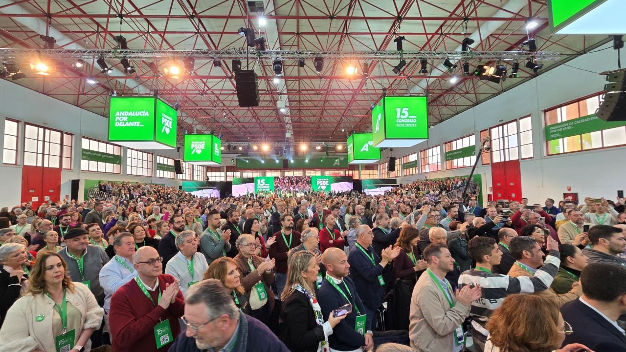 Auditorio para el plenario del congreso del PSOE de Andalucía en la Feria de Muestras de Armilla-Granada