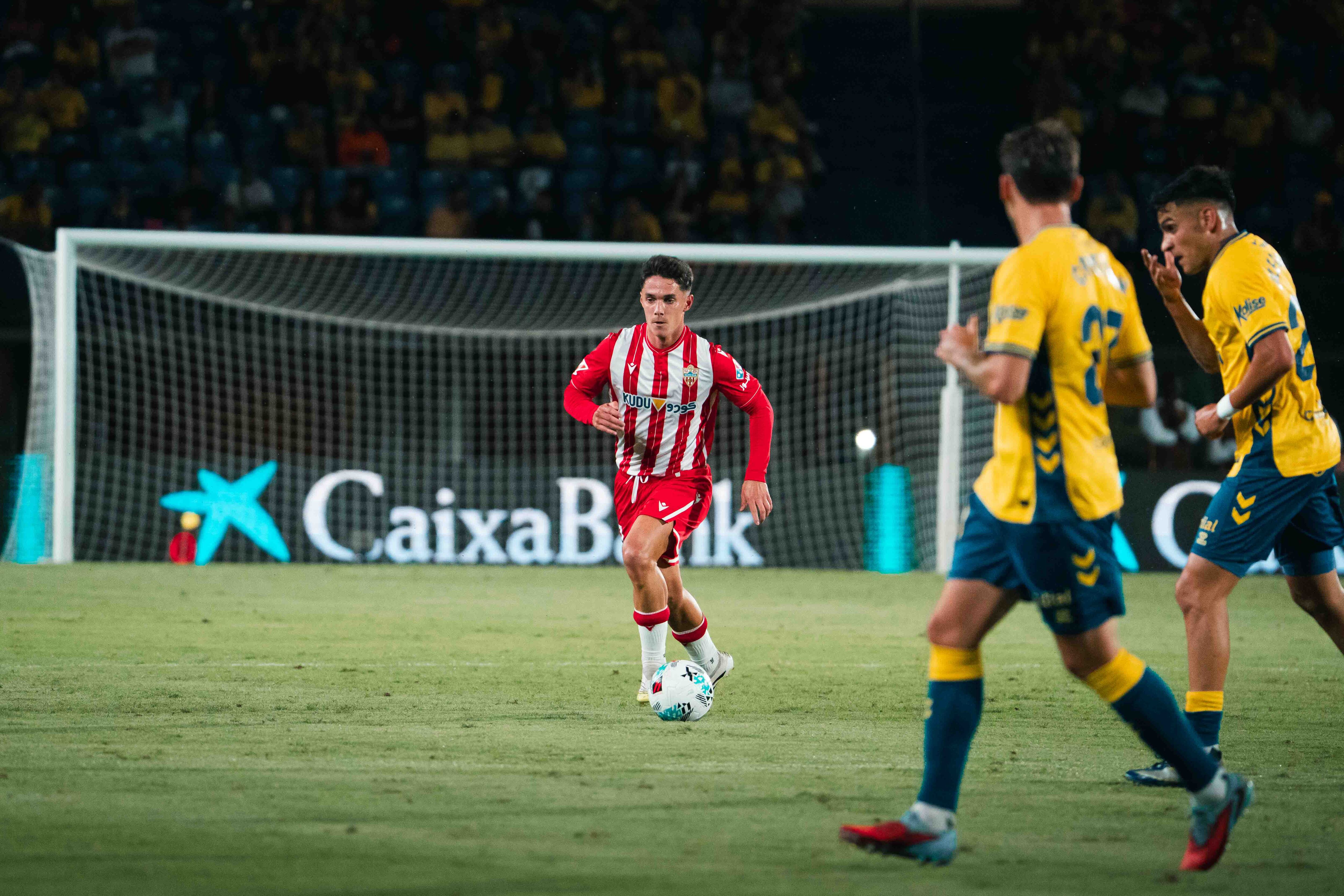 Pura magia al servicio del Almería.