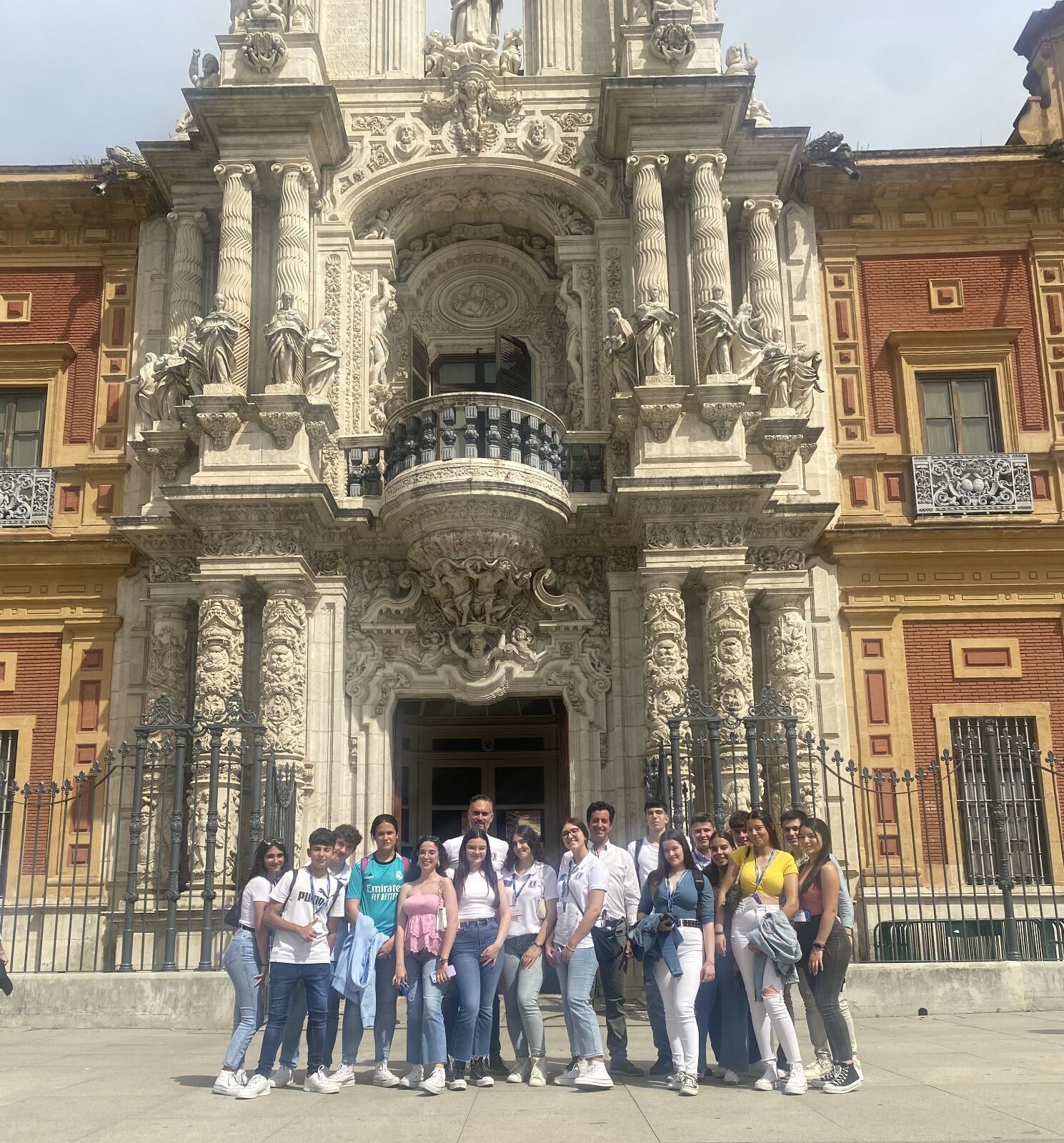 El Instituto Nuestra Señora de la Cabeza y el Instituto Jándula de Andújar, invitados de honor en el Palacio de San Telmo de Sevilla