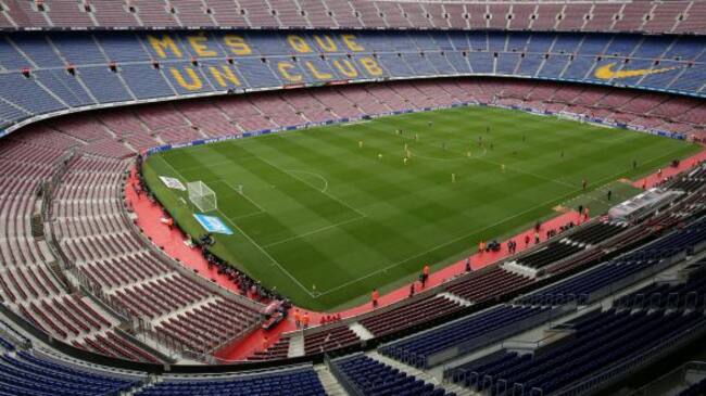 Vista general del Camp Nou vacío durante el Barcelona-Las Palmas