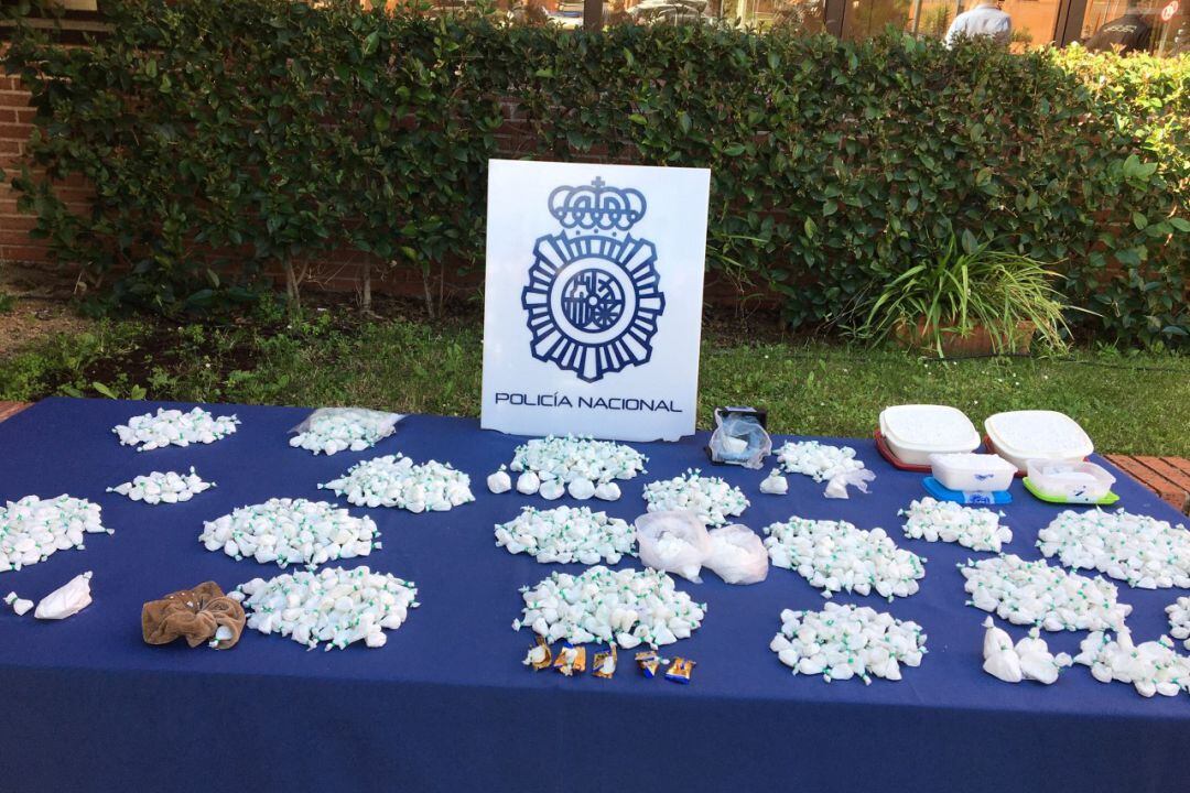 Imagen de la cocaína sustraída por la Policía Nacional a una red de distribución que vendía por vía teléfono.