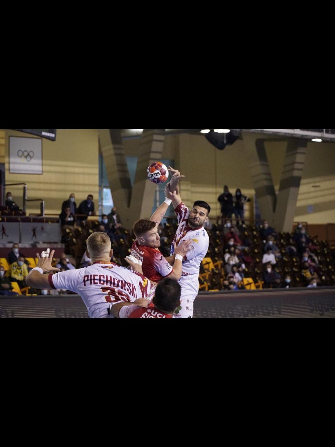 El carrusel de suspensiones sigue en la Liga Asobal