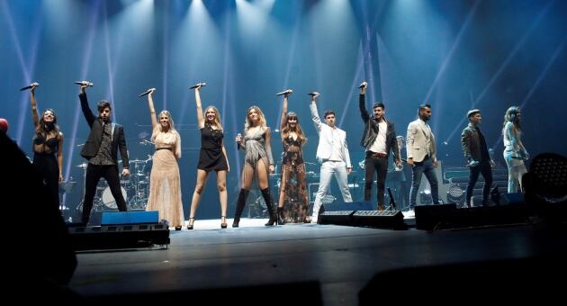 Los protagonistas de la última edición de Operación Triunfo durante su concierto en el Palacio de Vistalegre, en Madrid