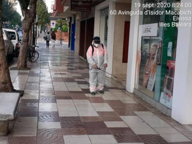 Limpieza de las calles afectadas por las restricciones