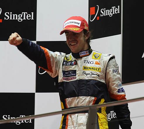 Alonso consiguió su primer triunfo de la temporada