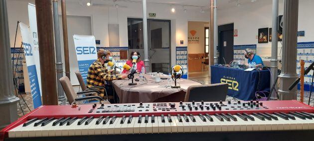 Imagen de nuestro set, durante la realización del Hoy por Hoy desde Manzanares