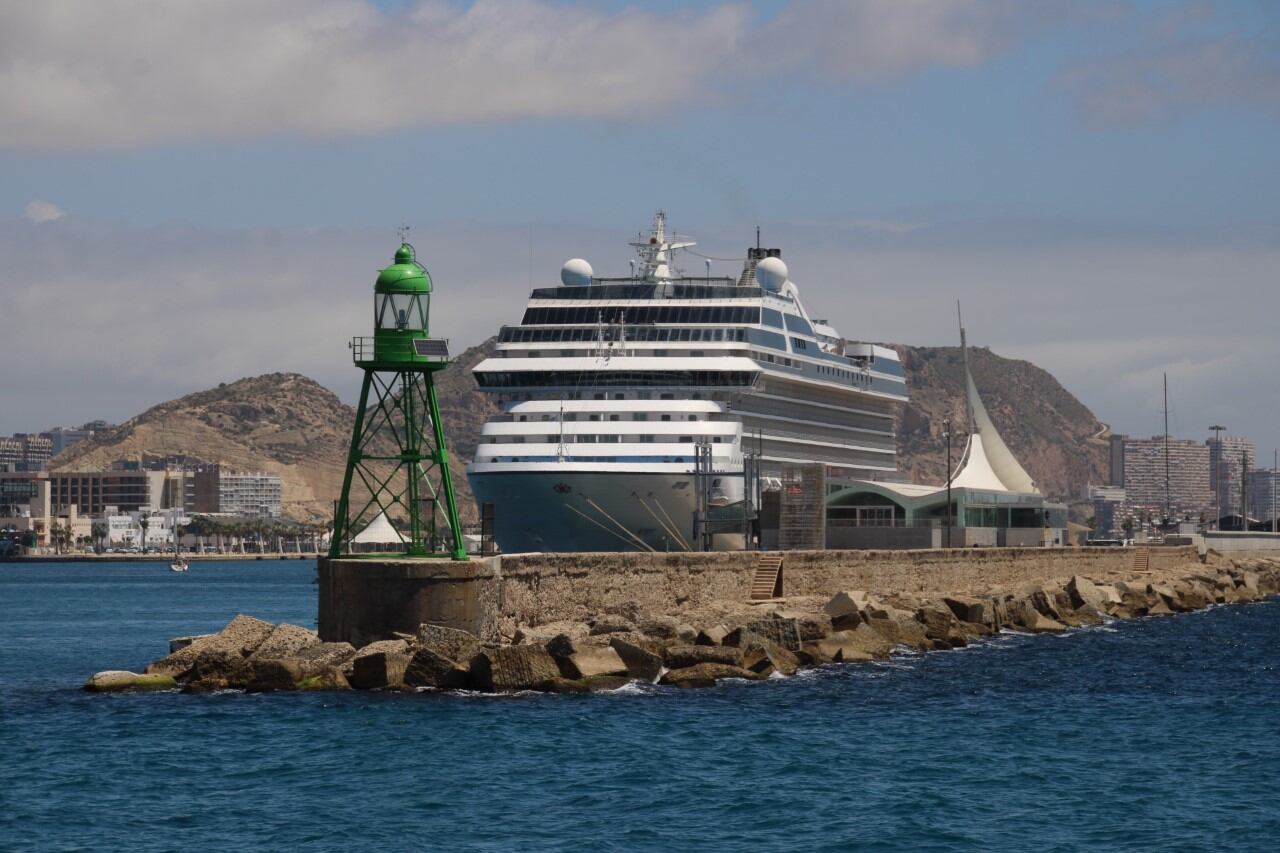 Terminal de Cruceros del Puerto de Alicante