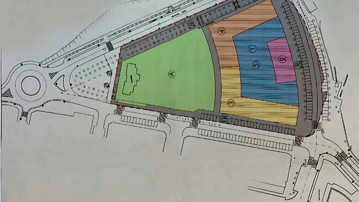 Sale a subasta el solar de uno de los aparcamientos públicos más grandes de Torrelavega