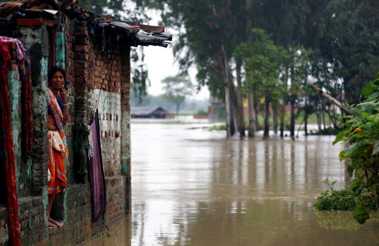 Miles de afectados por las inundaciones en Nepal.