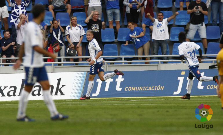 Cristo González celebra su gol ante el UCAM Murcia