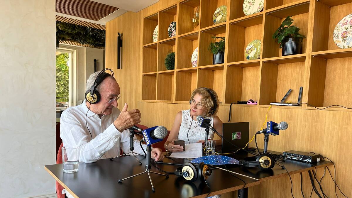 Francisco de la Torre: "Cada año vemos más personas en Cortijo de Torres, pero el Centro sigue manteniendo su interés"