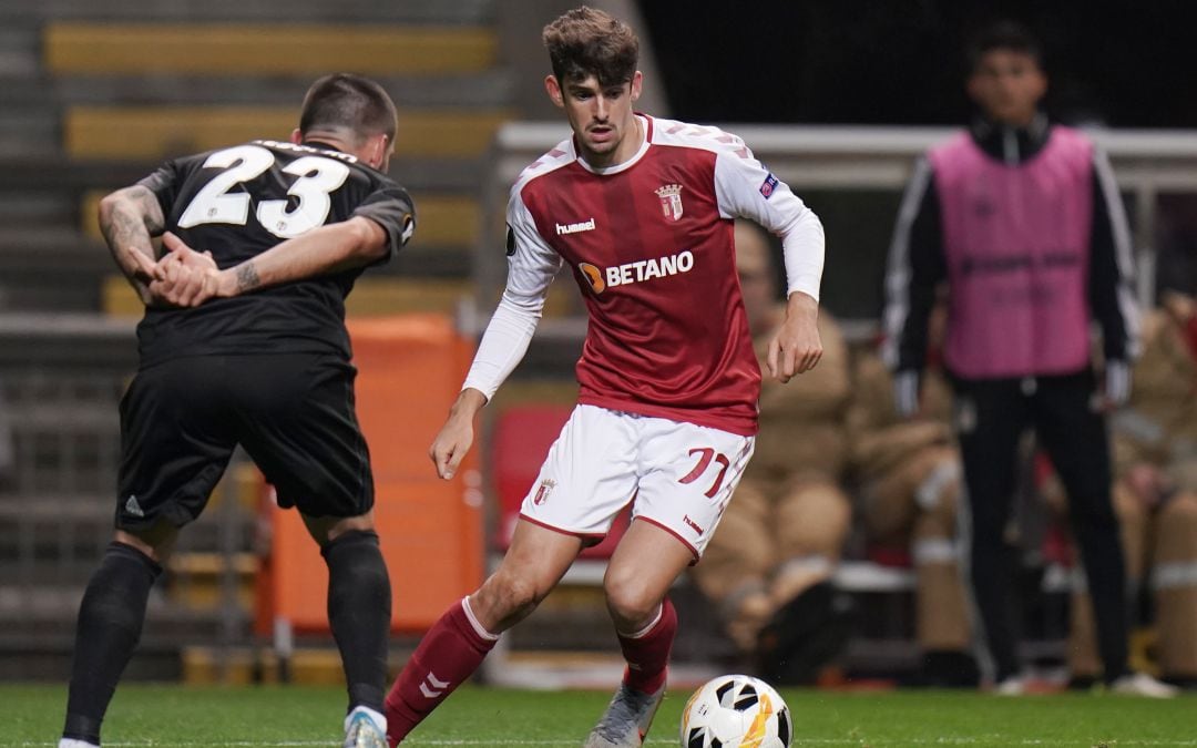 El habilidoso futbolista durante uno de sus últimos partidos.