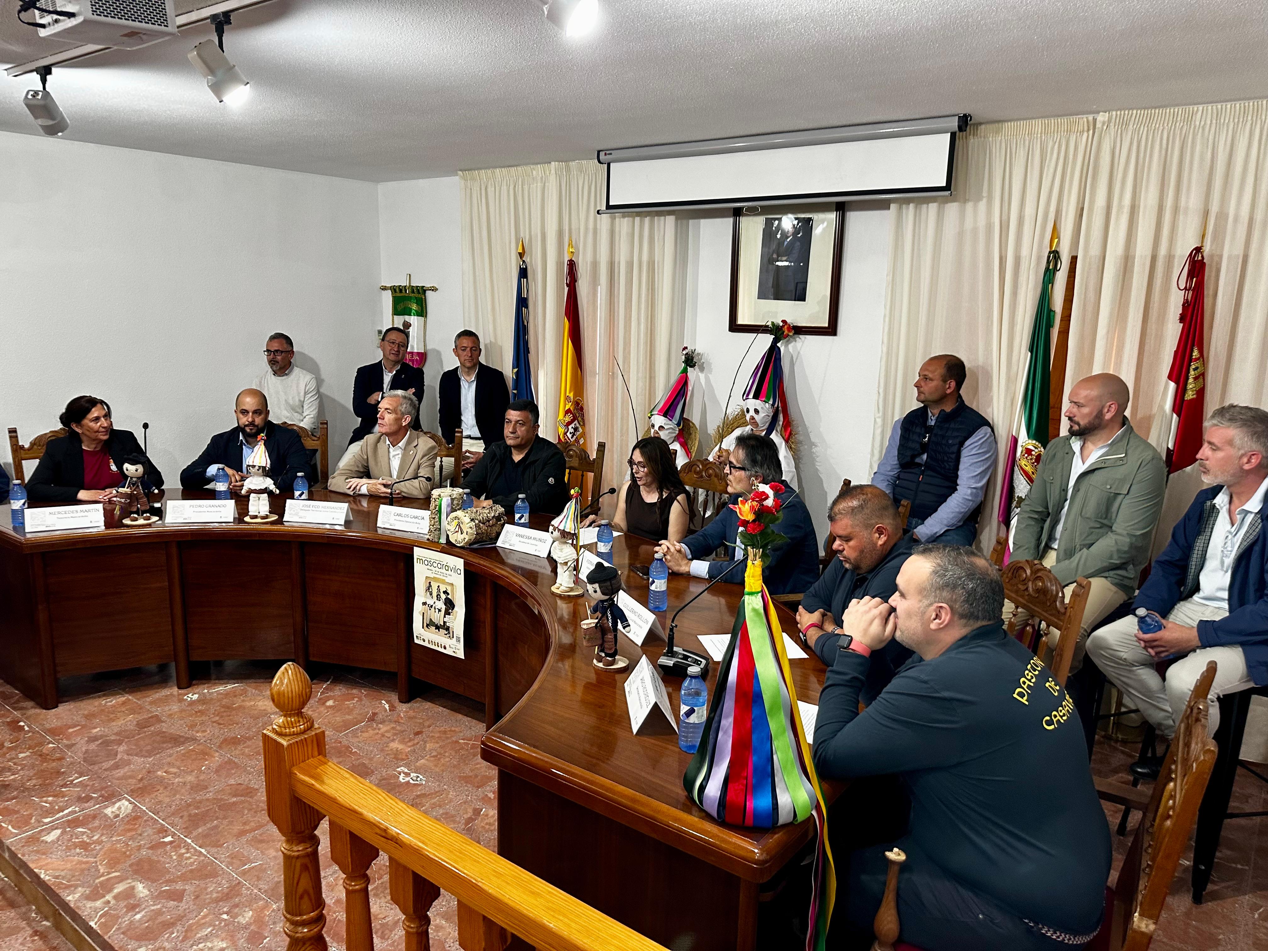 Inauguración en el Ayuntamiento de Casavieja