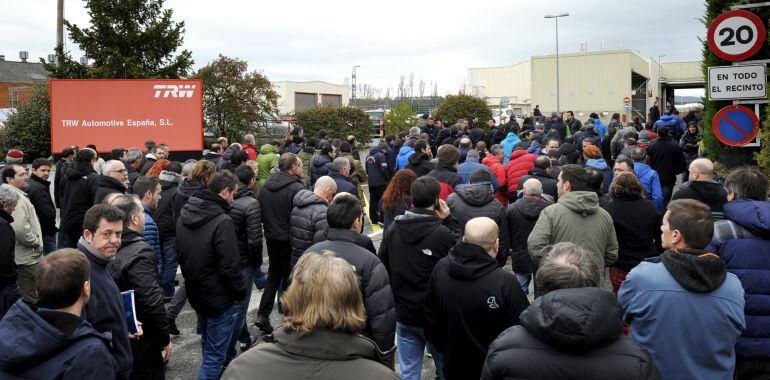 Trabajadores de TRW Automotive España