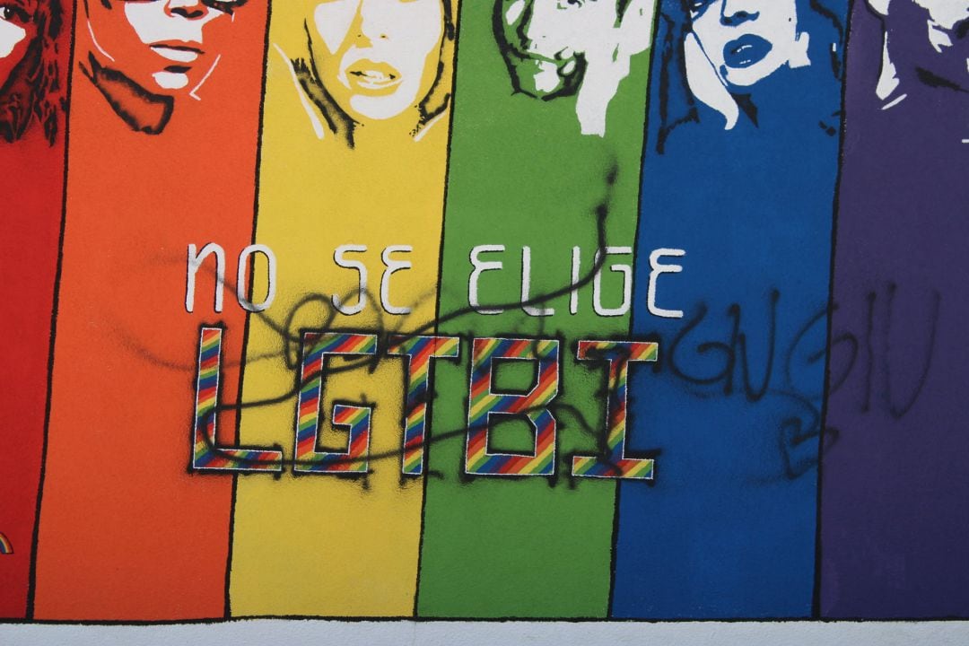 Un nuevo mural, situado en la ronda Antonio Muñoz Molina, visibiliza al colectivo LGTBI en Úbeda