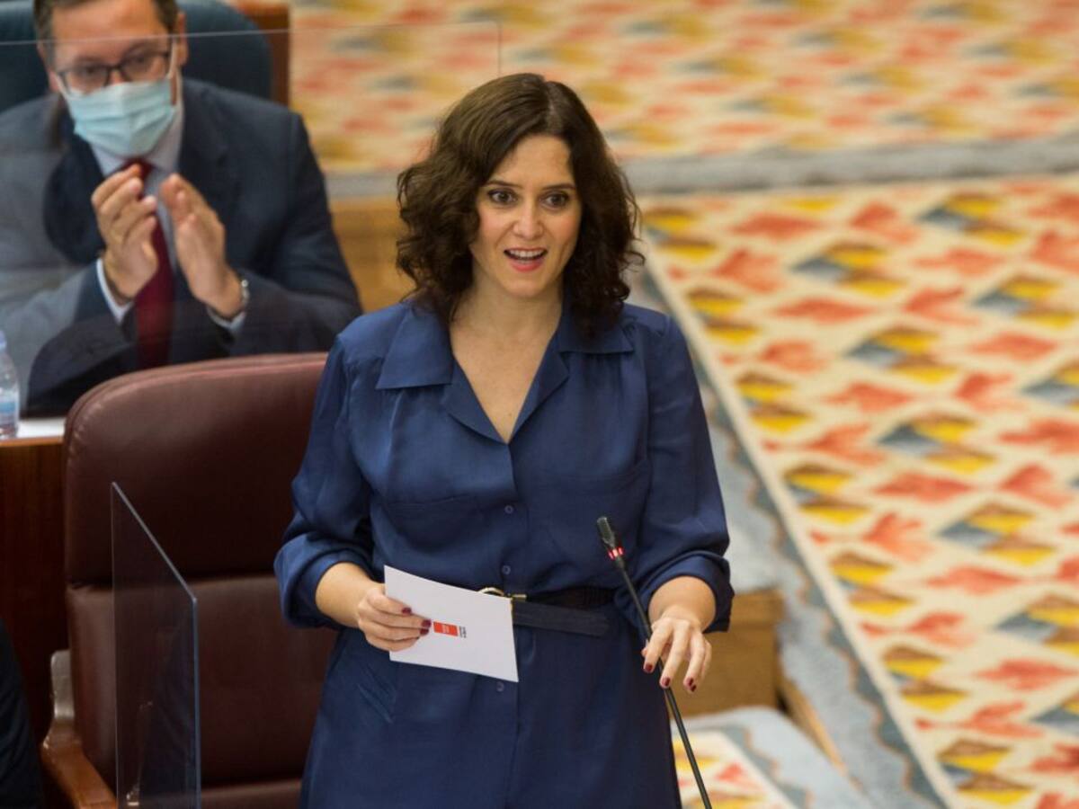 Ayuso asegura que "Madrid no debe estar en alarma" porque "desde hace dos semanas bajan UCIs e ingresos"