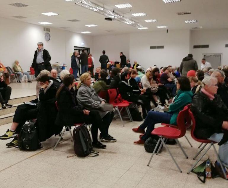 Una de las salas habilitadas para una parte de los evacuados