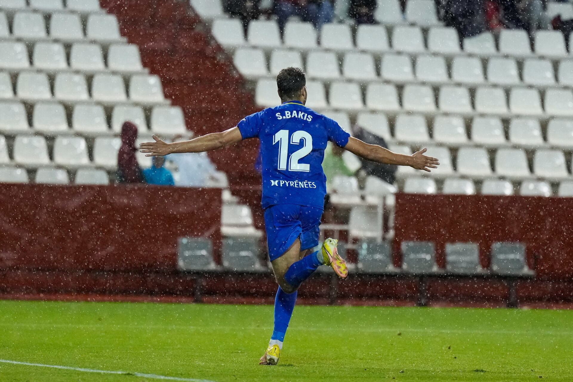 Sinan Bakis en un partit de l'FC Andorra.