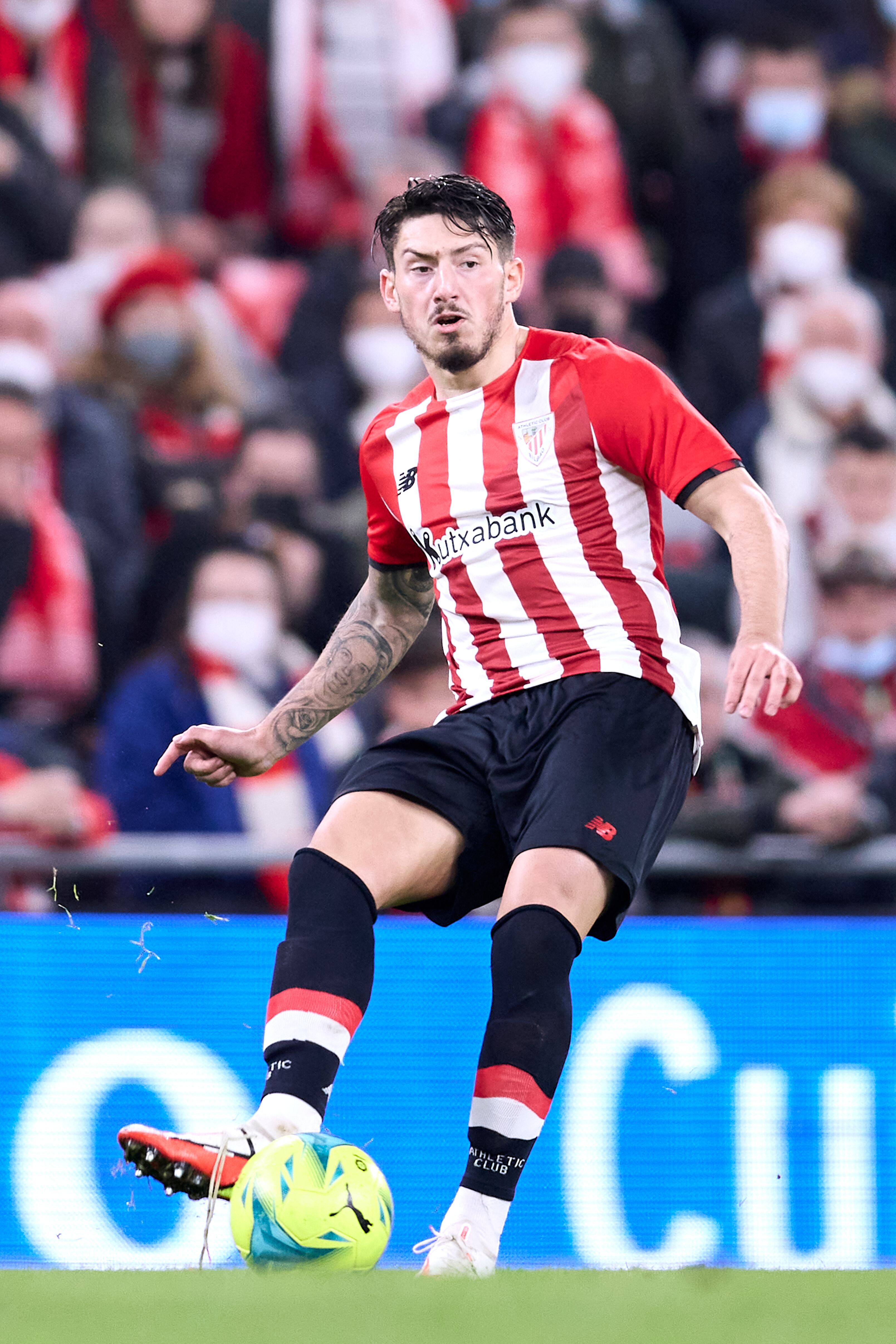 BILBAO, SPAIN - FEBRUARY 20: Unai Vencedor of Athletic Club in action during the La Liga Santander match between Athletic Club and Real Sociedad at San Mames Stadium on February 20, 2022 in Bilbao, Spain. (Photo by Ion Alcoba/Quality Sport Images/Getty Images)