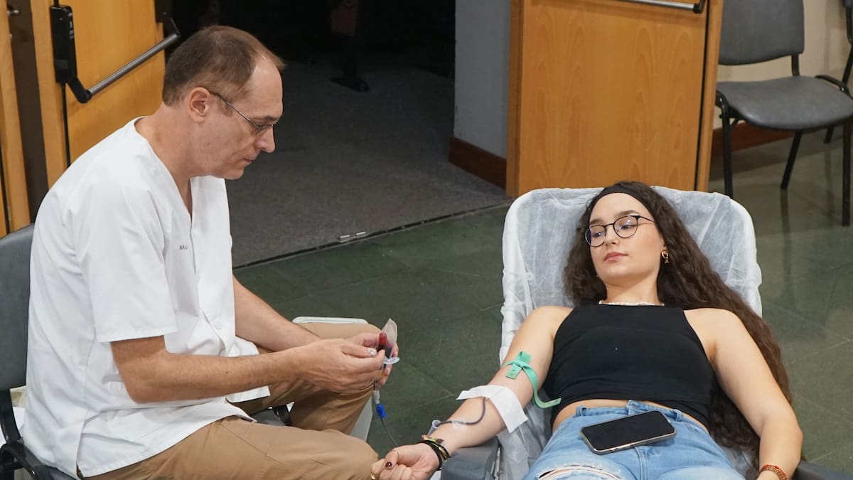 El Centro Regional de Hemodonación refuerza su campaña de verano para asegurar las donaciones de sangre