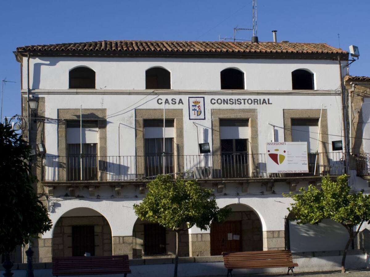 Ceclavín emite un bando para dejar salir al Ratoncito Pérez