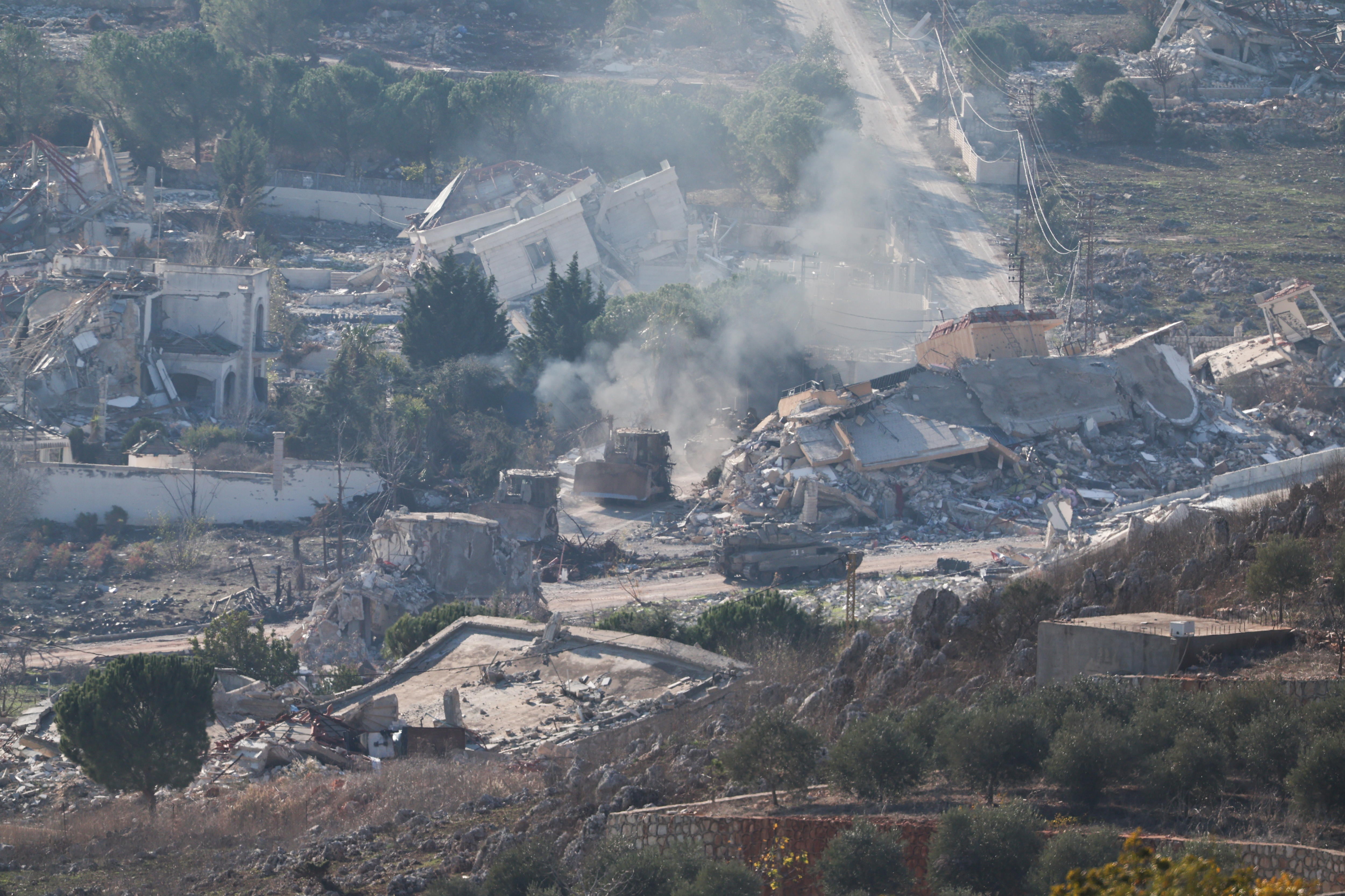 Imagen de tanques israelíes en la frontera sur del Líbano