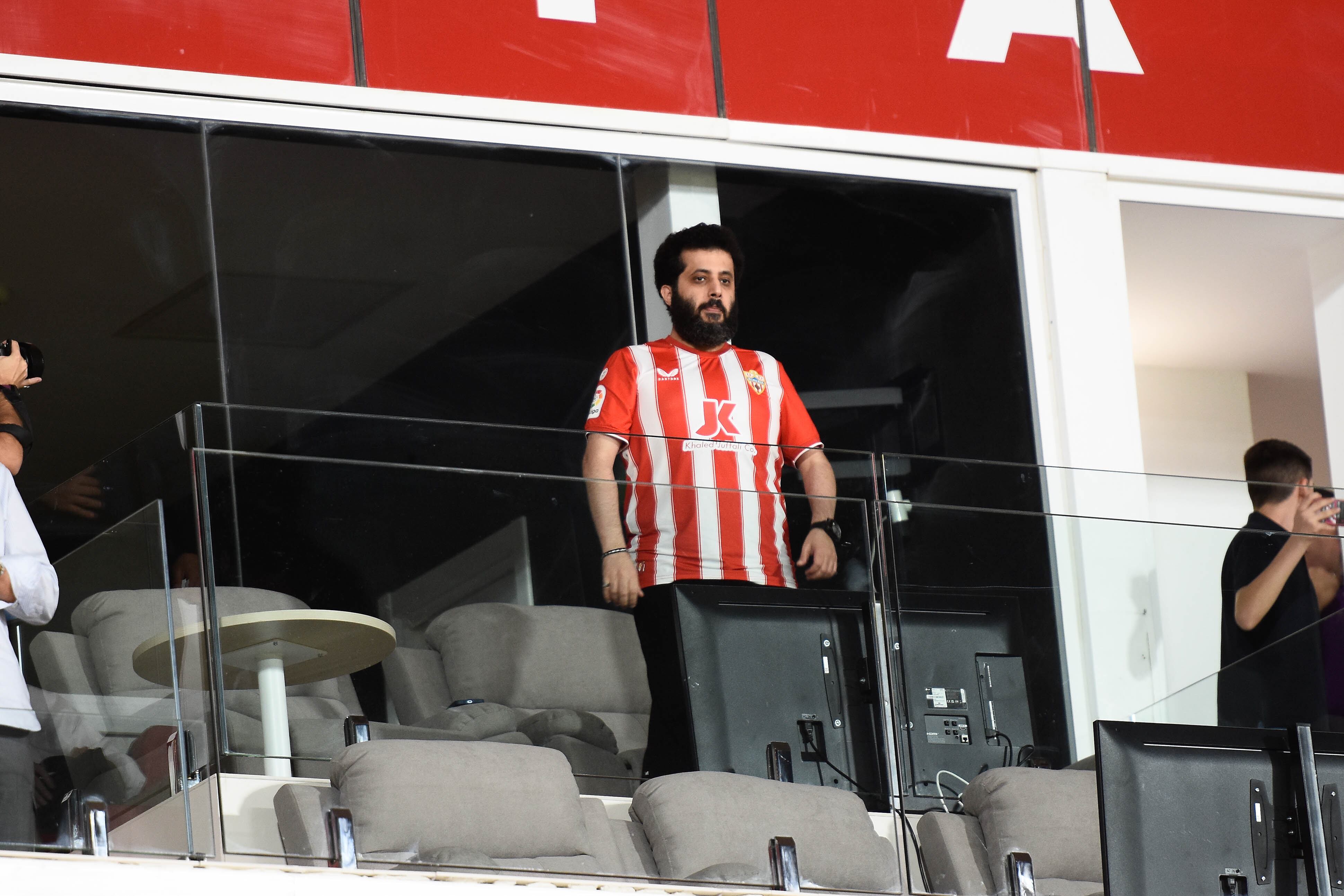 El presidente del Almería en el palco del Estadio de los Juegos Mediterráneos.