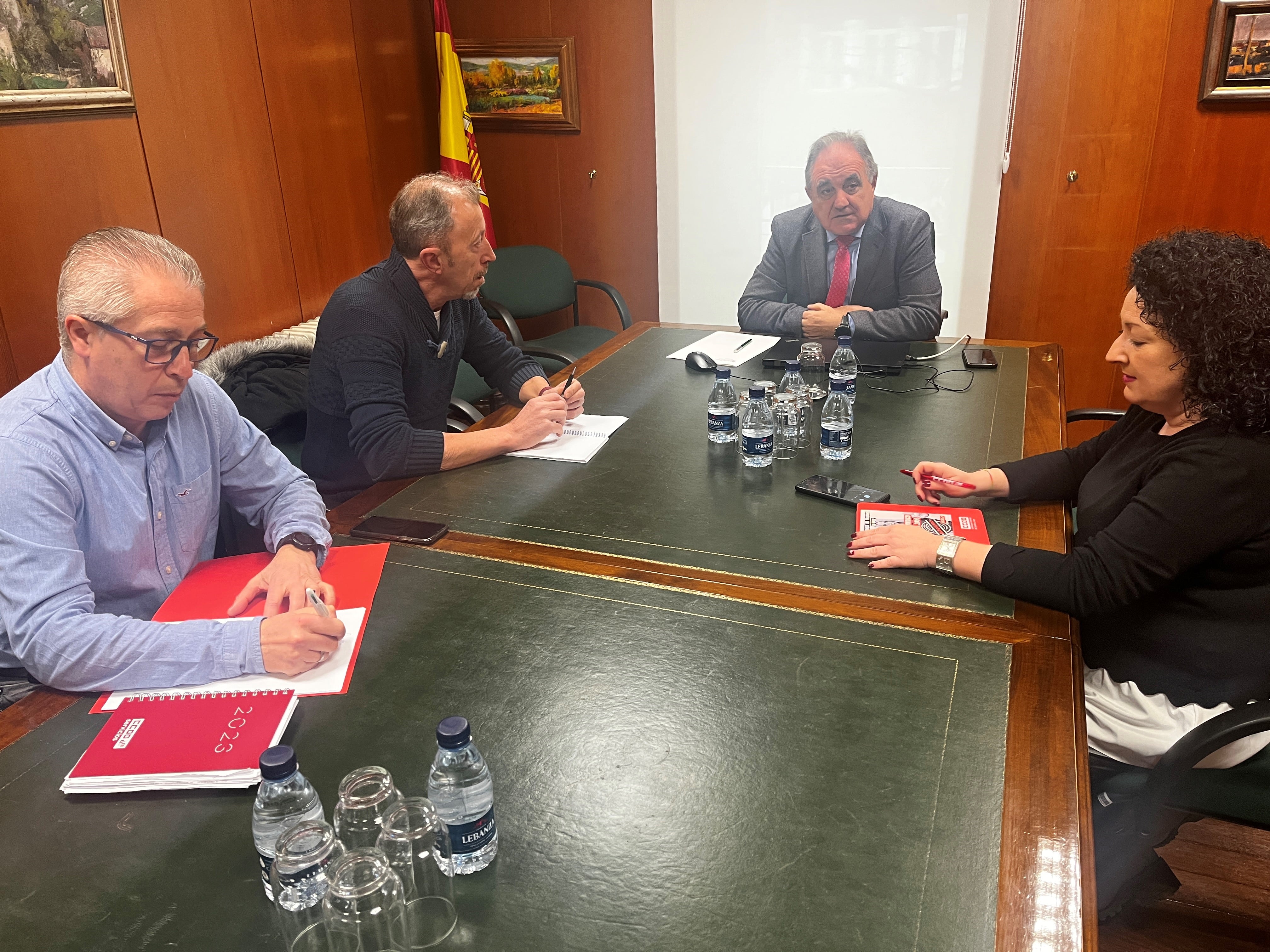 Reunión mantenida entre representantes de CCOO Palencia y el delegado de la Junta