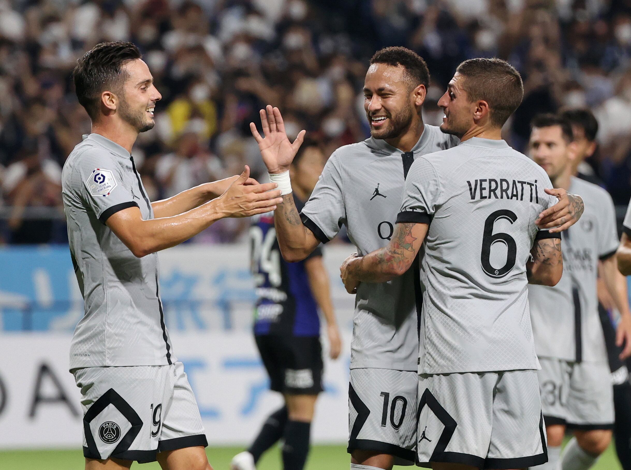 Pablo Sarabia, Neymar y Verratti, durante el partido de pretemporada del PSG en Japón