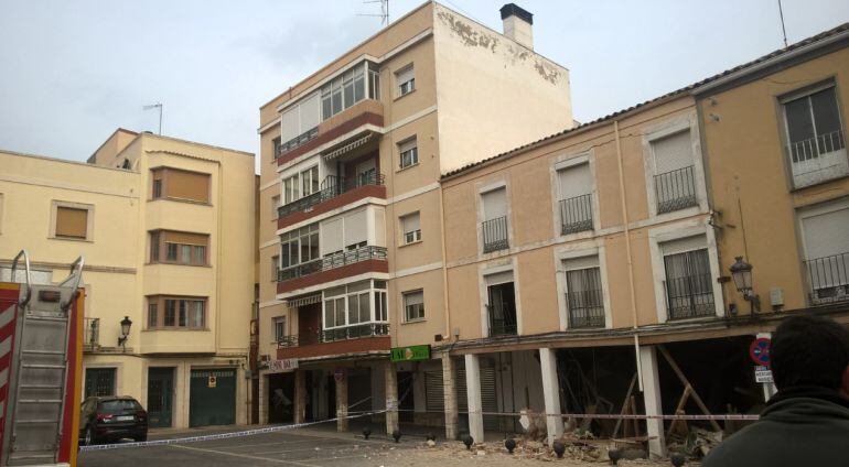 Hundimiento de un edifico en la Plaza de la Constitución en enero de 2018.