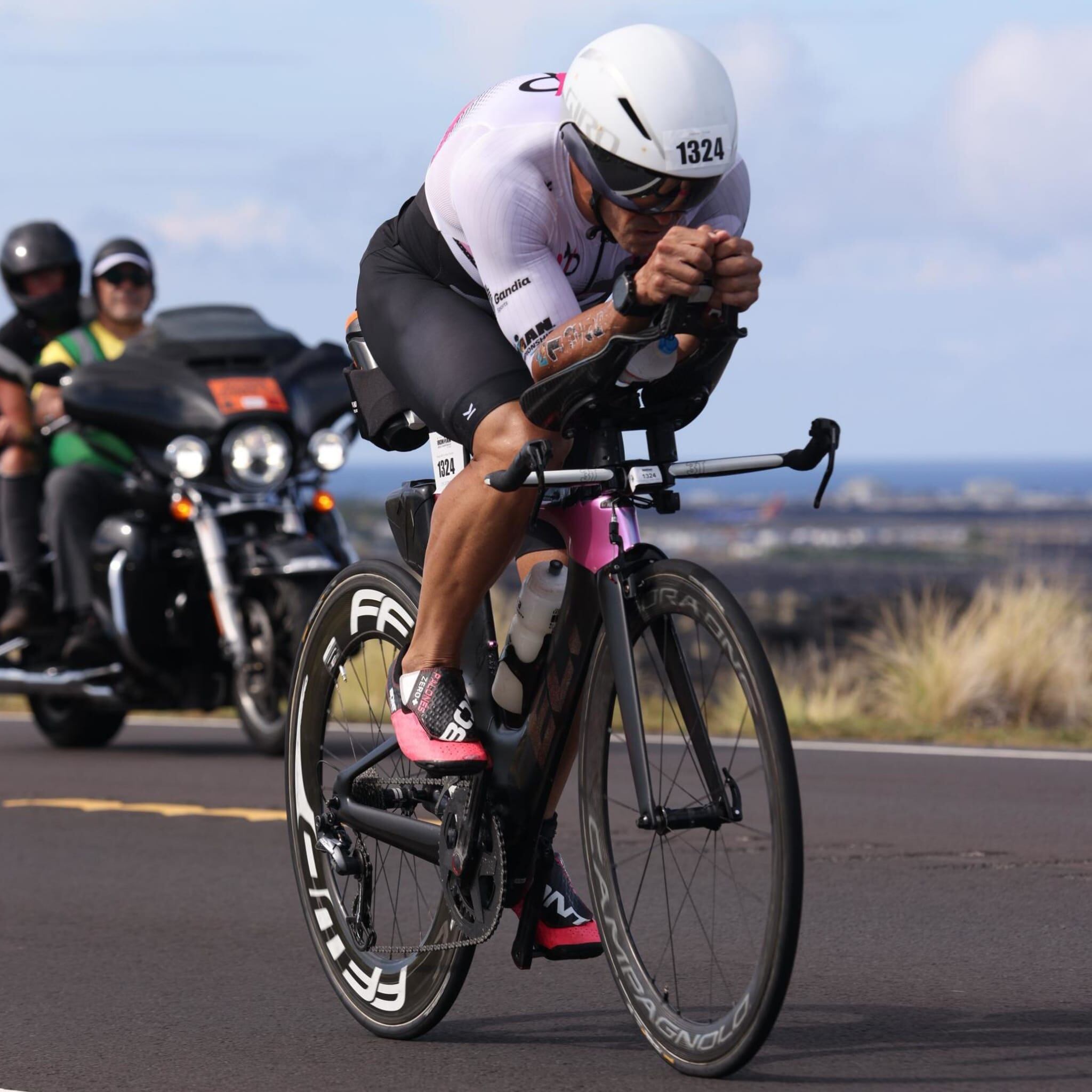 Vicente Palonés durante un triatlón