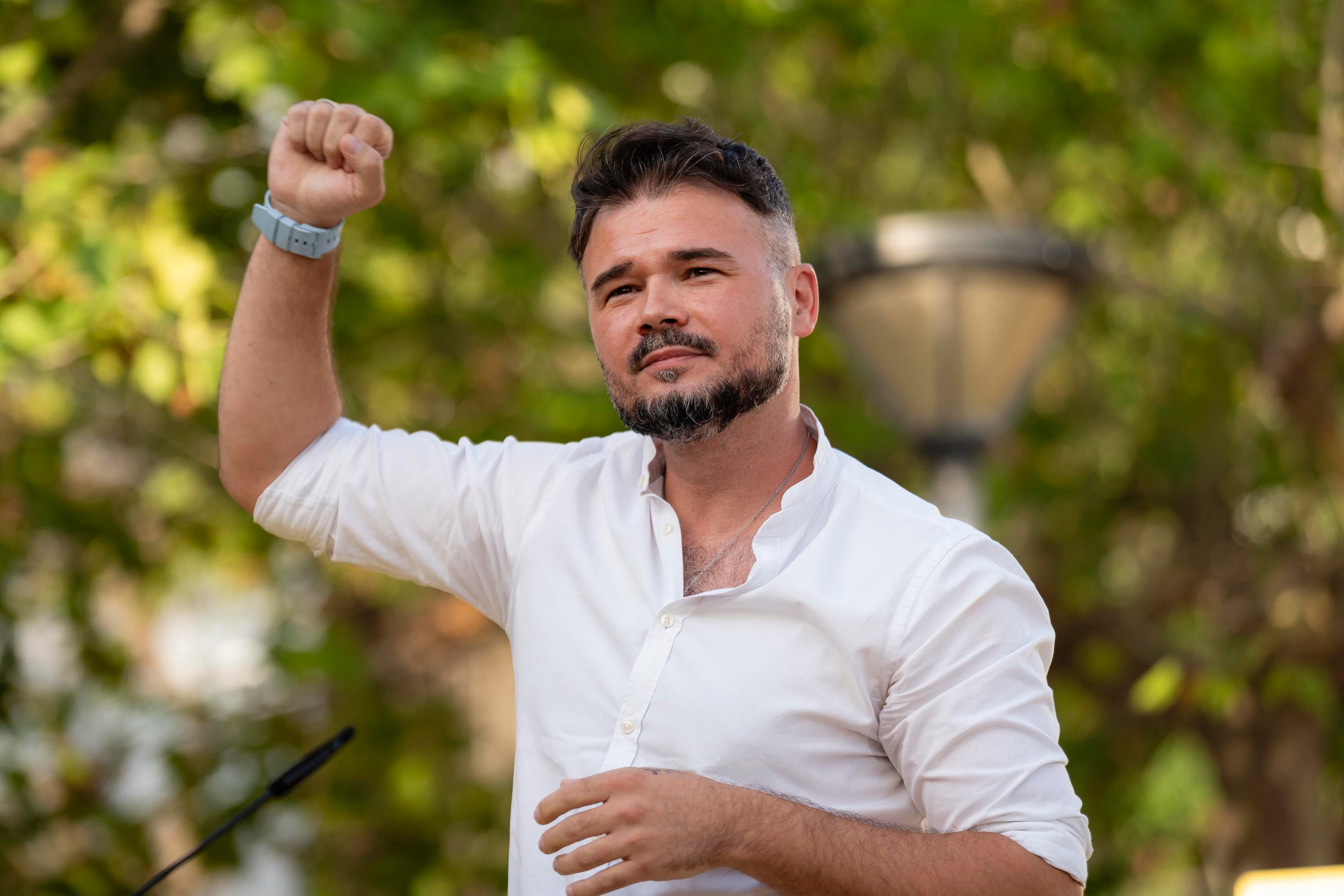 Gabriel Rufián, en un acto electoral de su partido en Palamós.