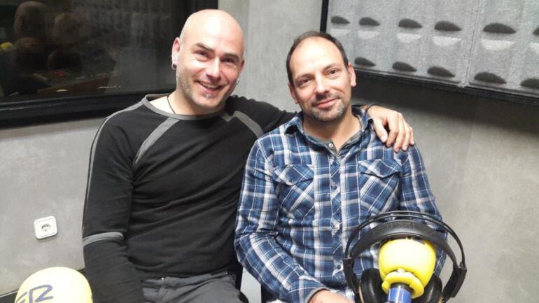 José Luis Aperribai y Alejandro Mendazona, profesores de Automoción en Meka Lanbide Eskola