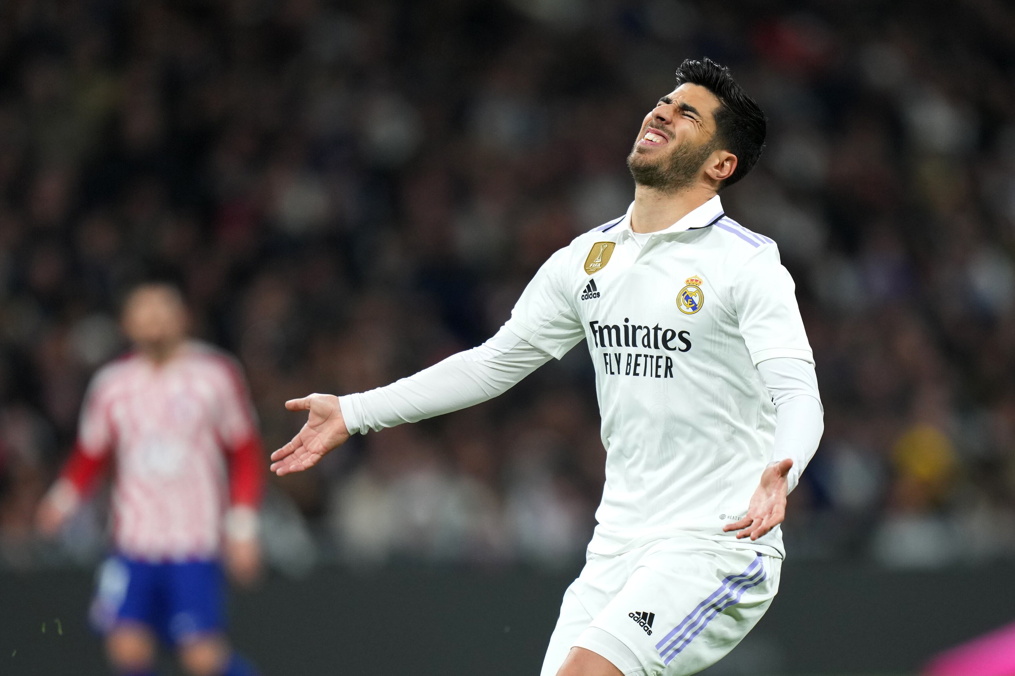 Asensio se lamenta, en una acción del partido.