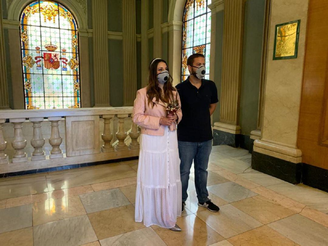 Eusebio y Elena a su llegada al Ayuntamiento