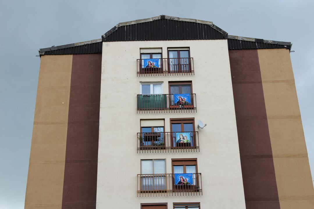 Carteles de la imagen de María Auxiliadora