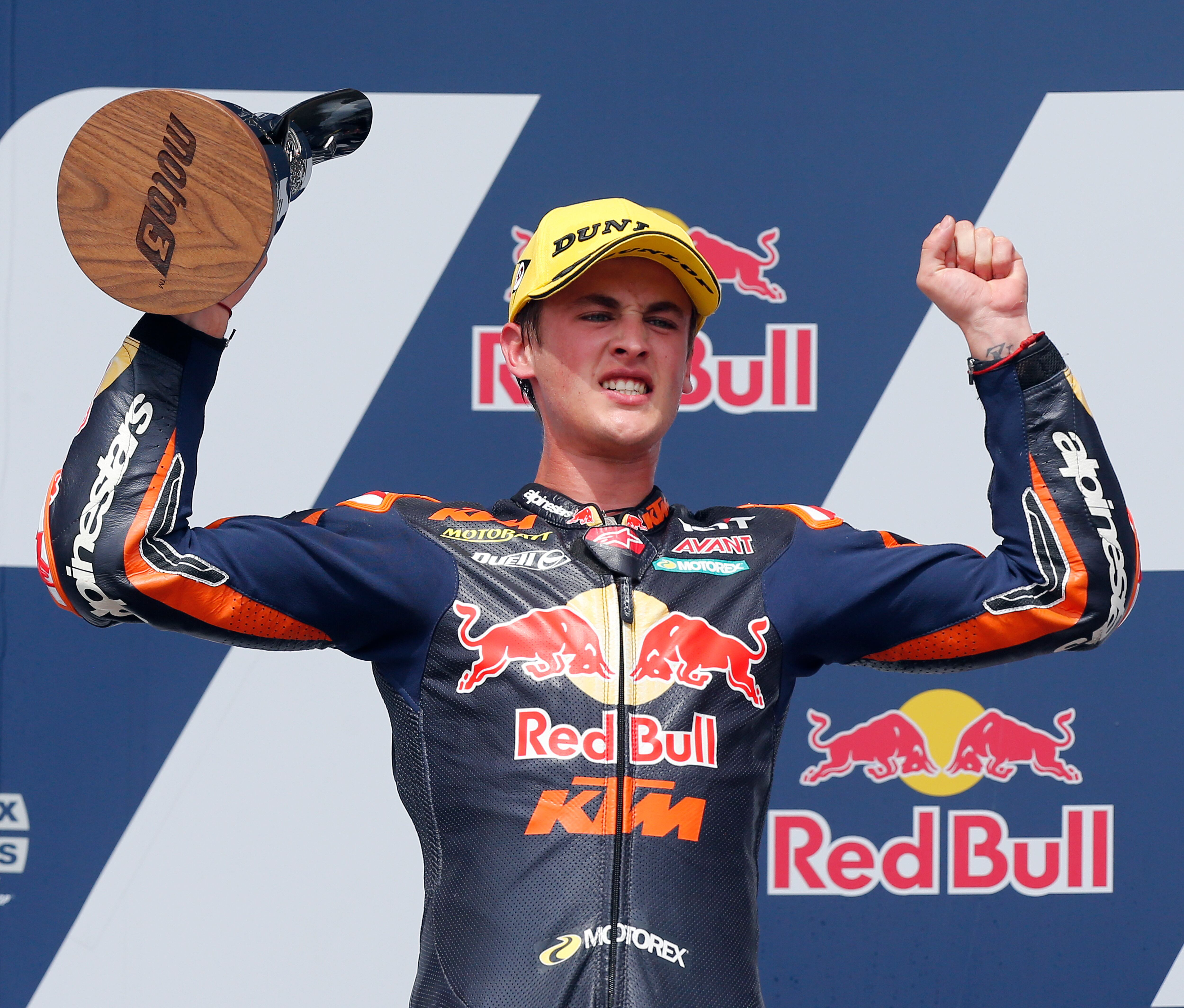 Austin (United States), 10/04/2022.- Spanish rider Jaume Masia of Red Bull KTM Ajo celebrates after winning the the Moto3 race during the Motorcycling Grand Prix of the Americas at the Circuit of the Americas, Austin, USA, 10 April 2022. (Motociclismo, Ciclismo, Estados Unidos) EFE/EPA/ADAM DAVIS