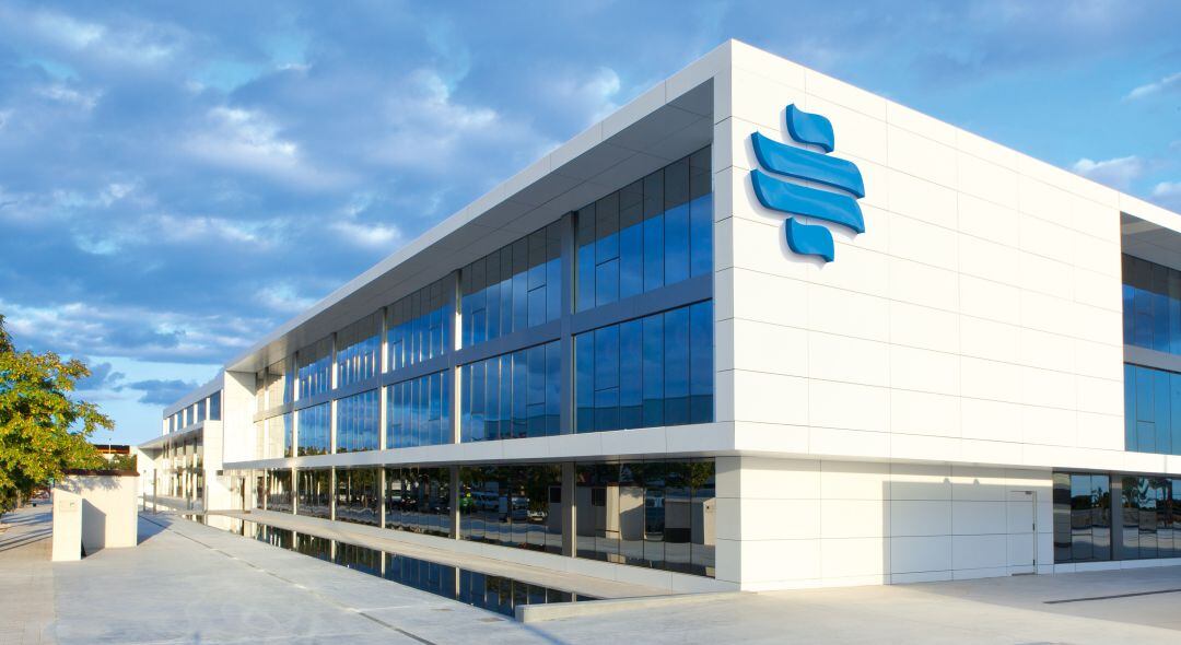 Fachada del Hospital IMED de Elche