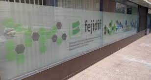 Logo en fachada de la sede de Fejidif