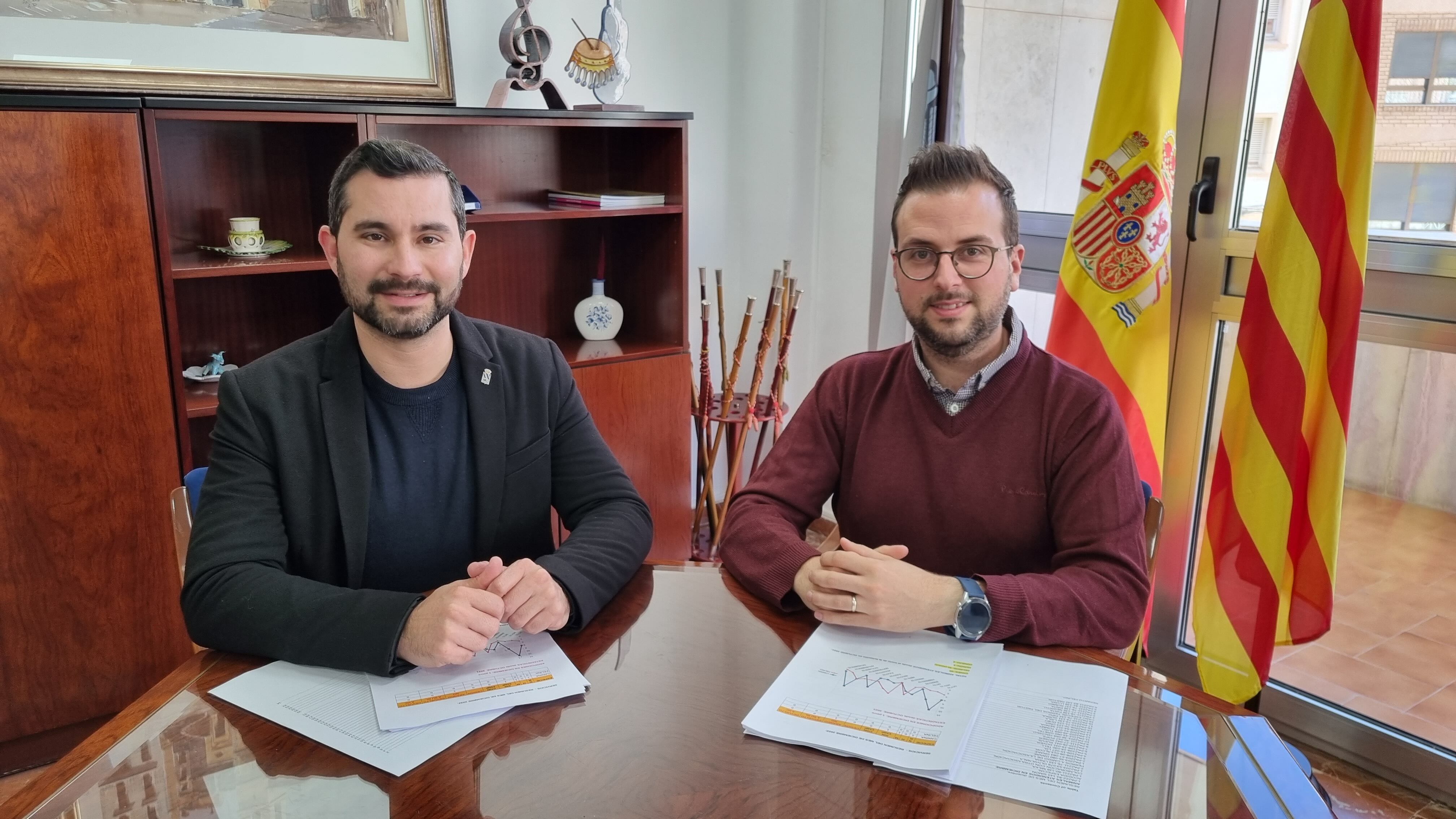 El alcalde de l'Alcora, Samuel Falomir, y el concejal de Hacienda, Robert Tena