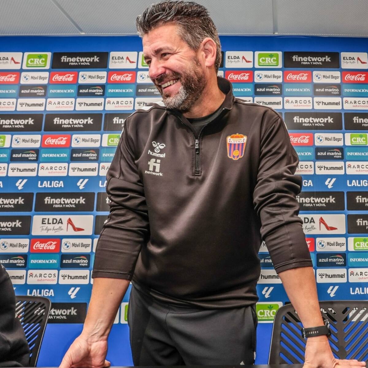 Fernando Estévez, entrenador del Eldense: "El Oviedo nos enseñó lo que era esta categoría"