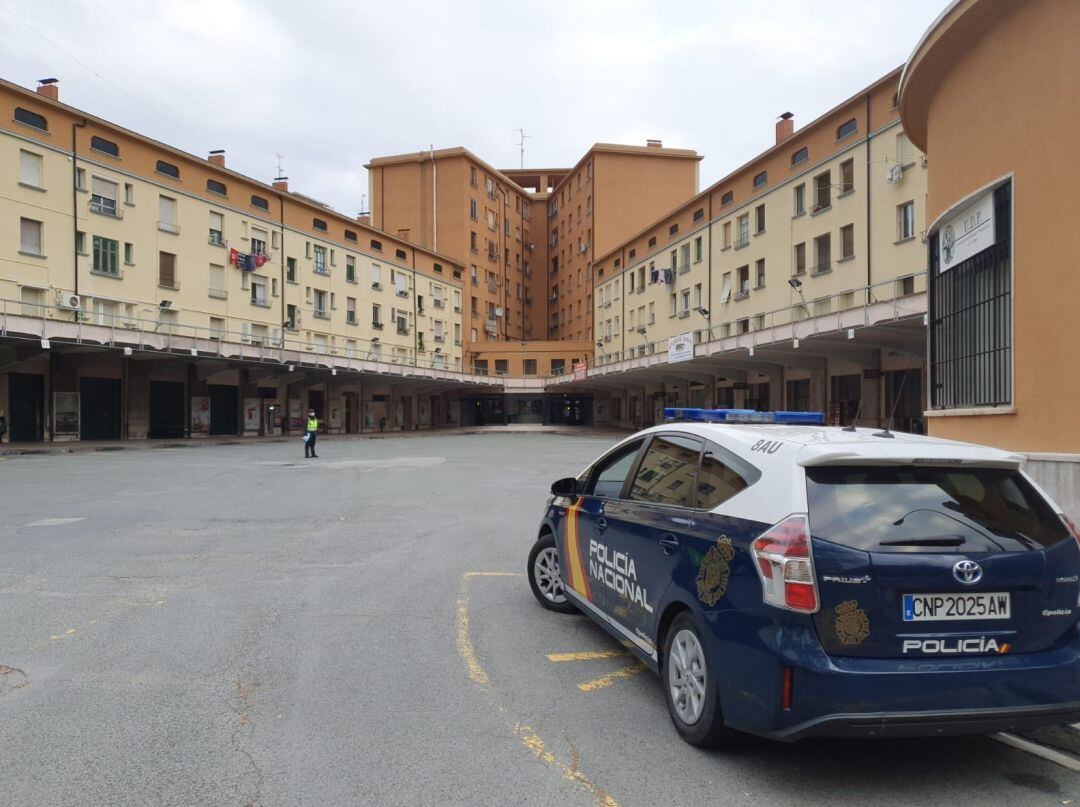 Policía Nacional en la estación de autobuses de Logroño