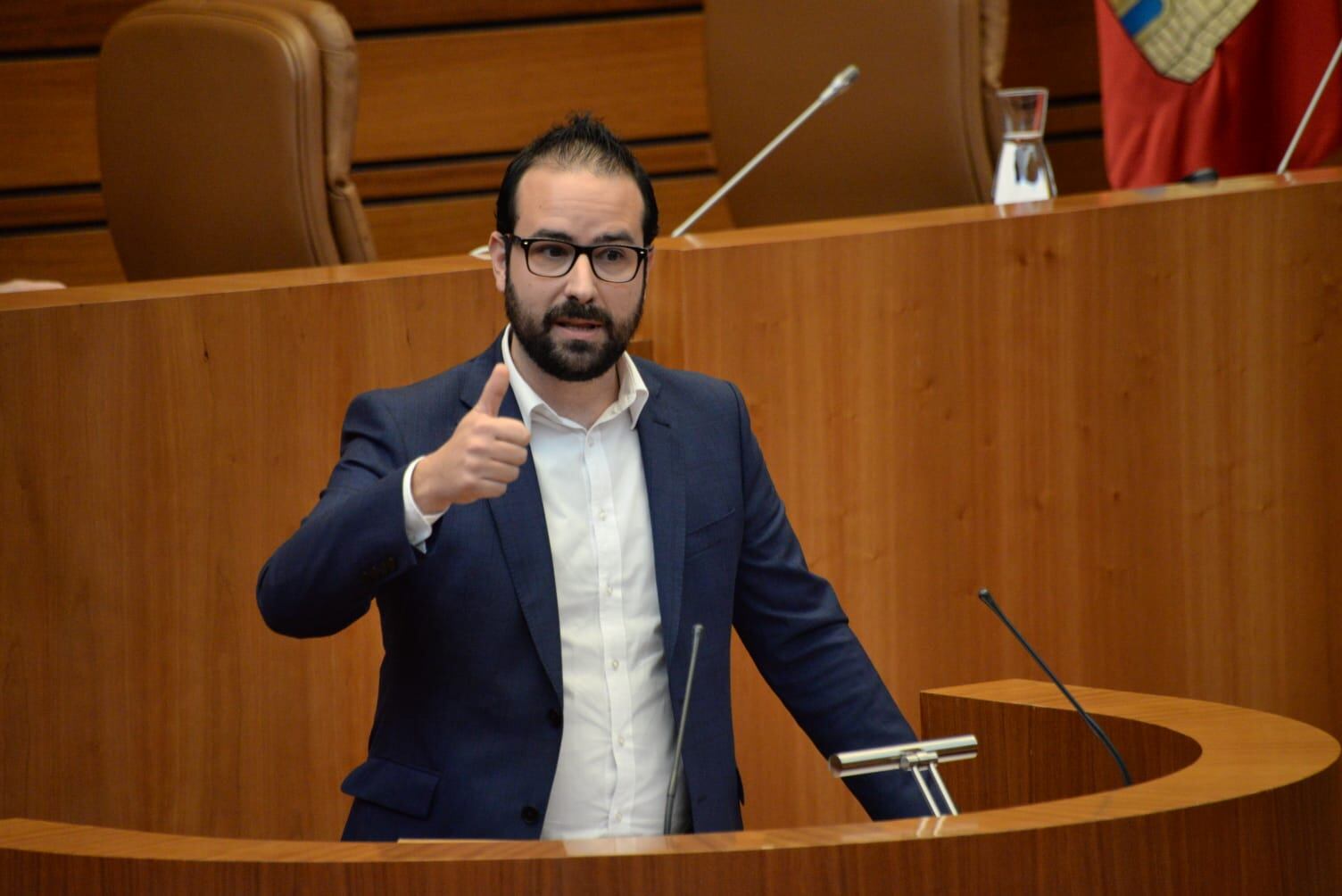 Ángel Hernández, durante una intervención en las Cortes de Castilla y León.