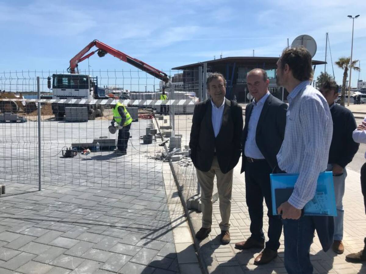 Puertos contempla iniciar el procedimiento de caducidad de la concesión del aparcamiento de La Savina