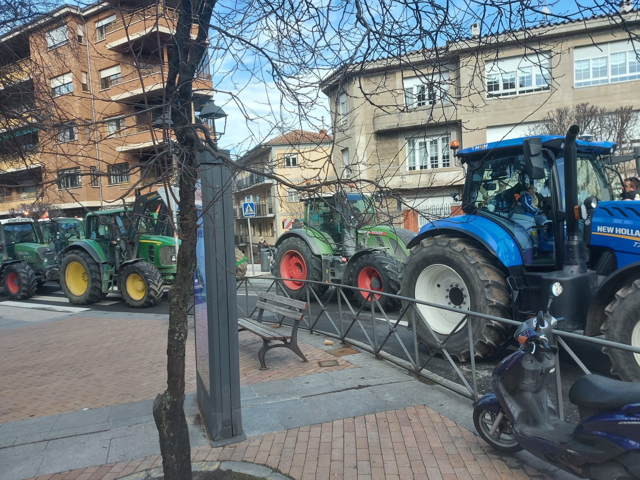 Tractorada Ávila./Ser Ávila