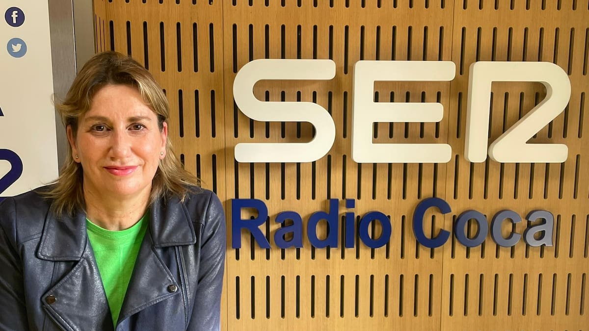 Isabel Aguilera denuncia "la destrucción de los servicios públicos" en Andalucía