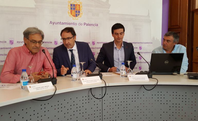 Ayuntamiento de Palencia y Universidad Popular presentan el programa +Joven