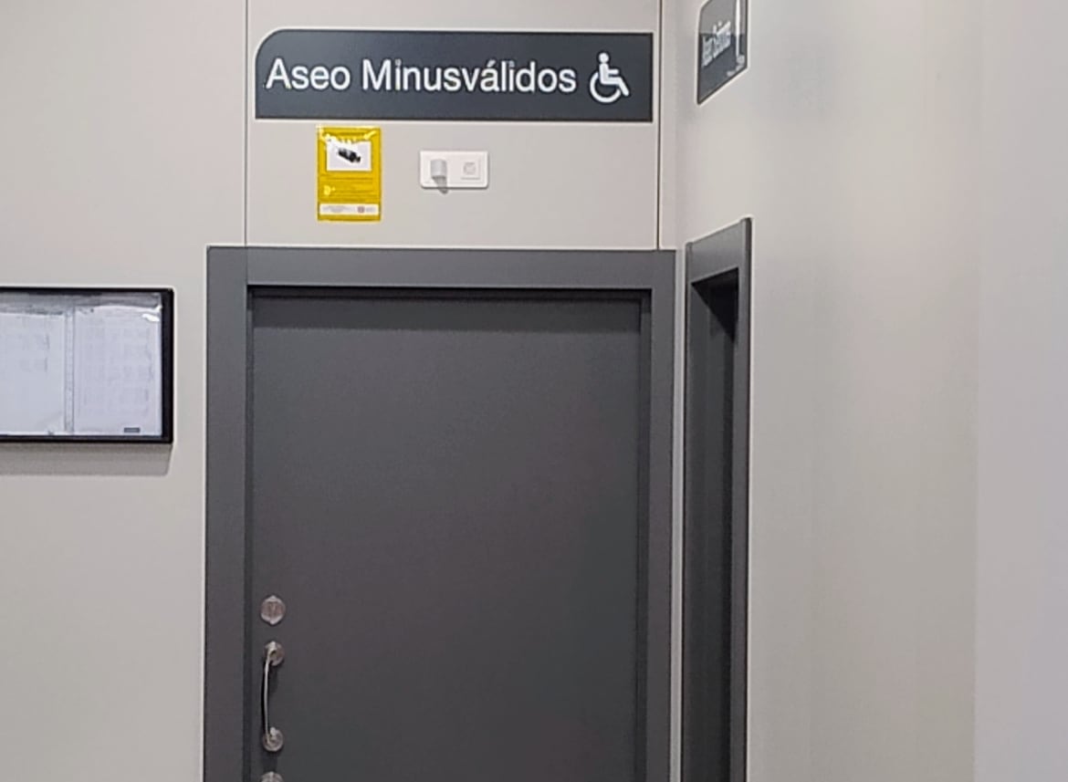 Imagen de la cartelería de la estación de Autobuses de Palencia